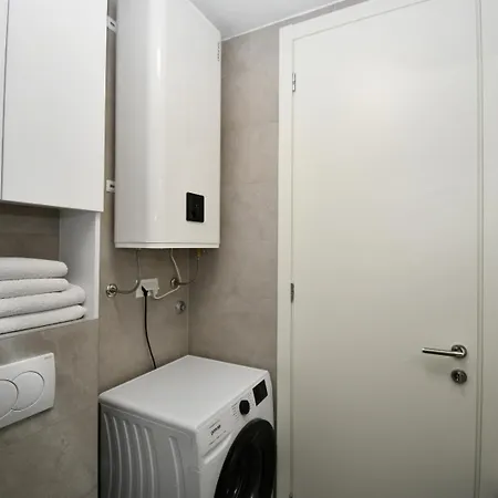 Minimax Zadar